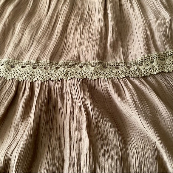 Fairycore Renaissance Textured Crinkle
Tiered Lace Maxi Lace Up Dress Olive XL - Picture 17 of 17